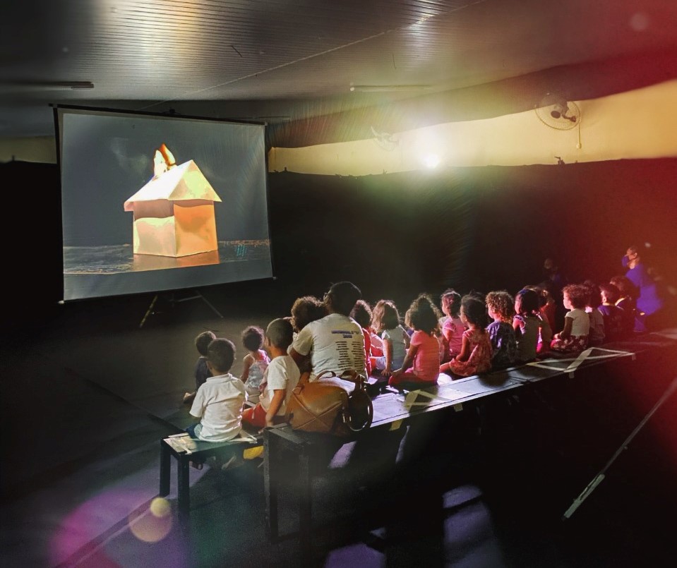 Meu Primeiro Cinema – Cineclube nas Creches – Bebe Lume