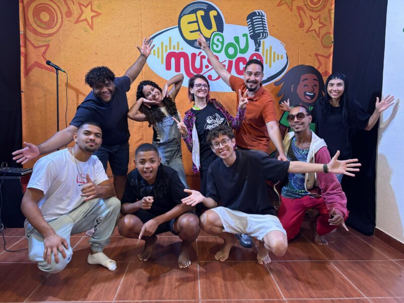 Participantes do projeto “Eu Sou Músico” fazem primeira apresentação aberta ao público