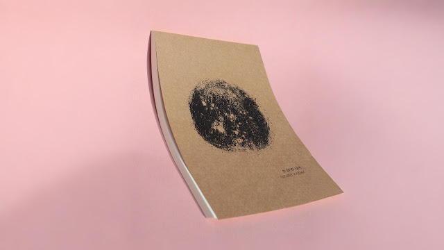 Renata Weber lança O Ano Um, um livro-objeto que une texto, imagem e som na DeCurators